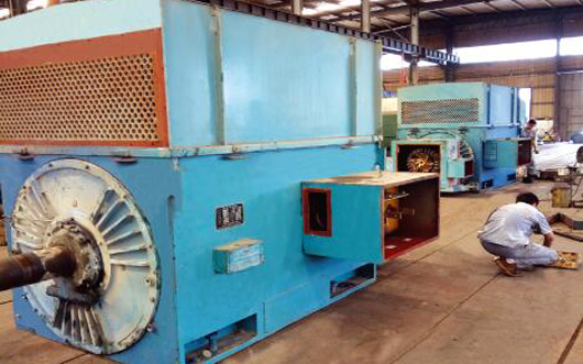 水泥廠YRKK1800KW電機(jī)二臺(tái)檢修